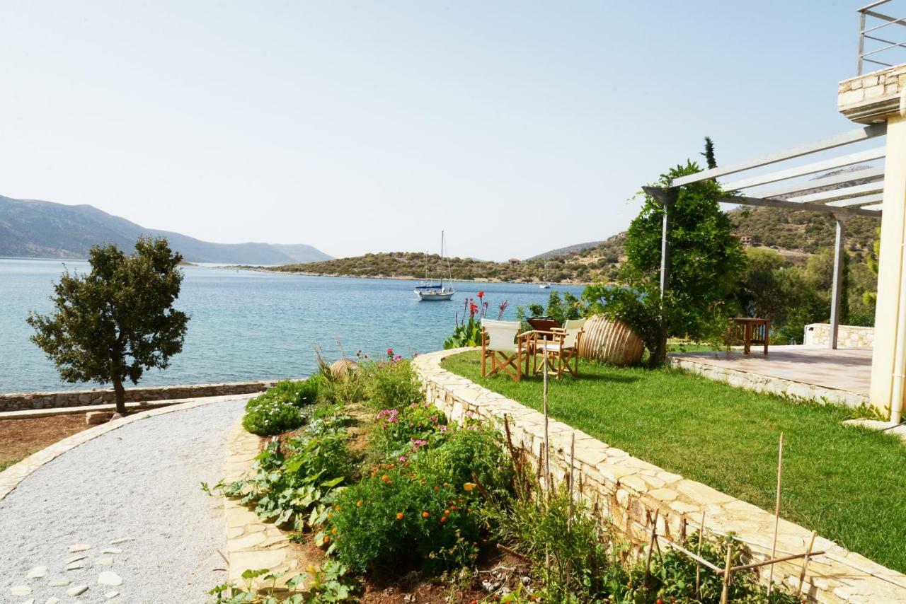 Blueline Guesthouse Agios Dimitrios  Exterior foto